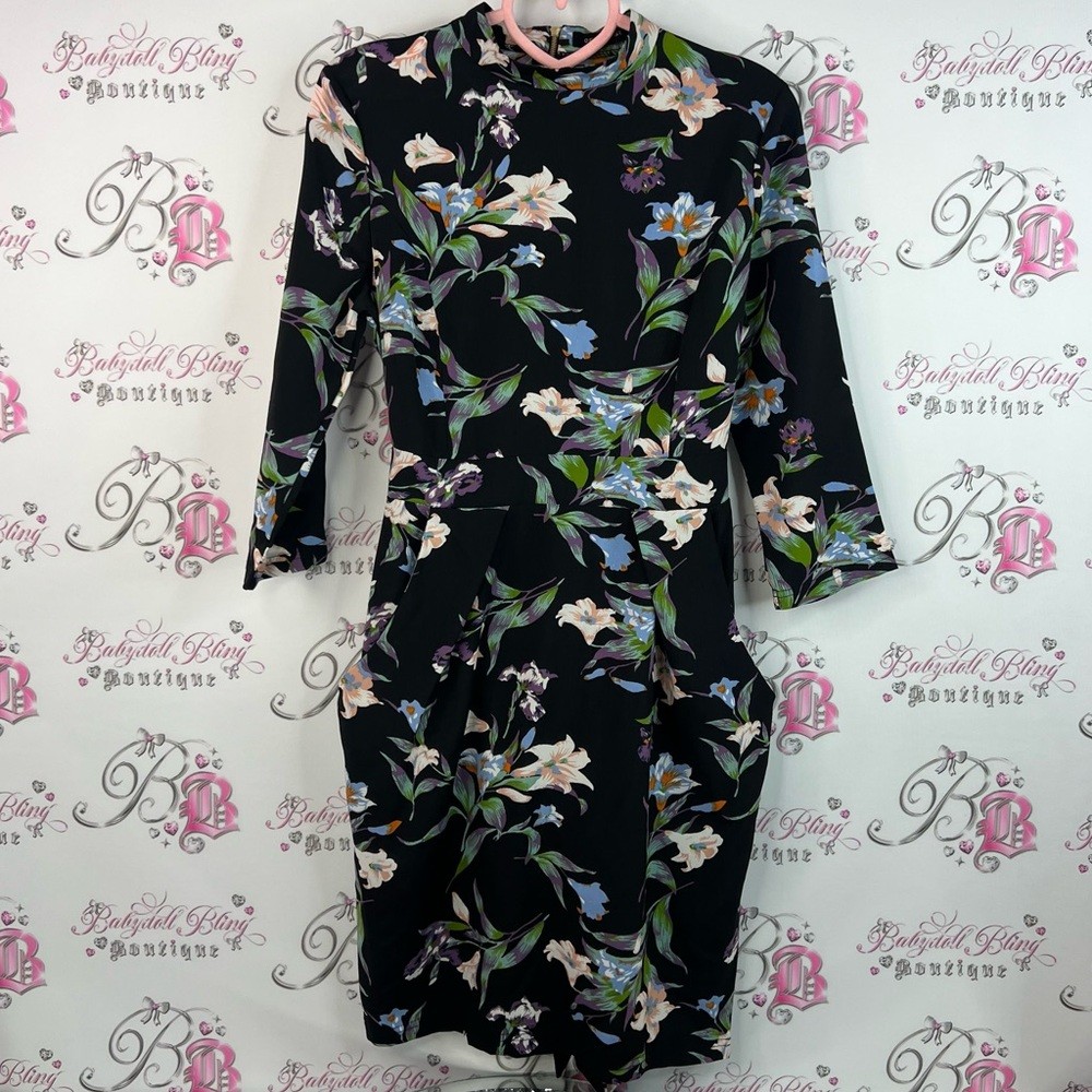 Qed London Dress Zip Up Gold Back Detail Flowers Black Floral Long Sleeve Dress